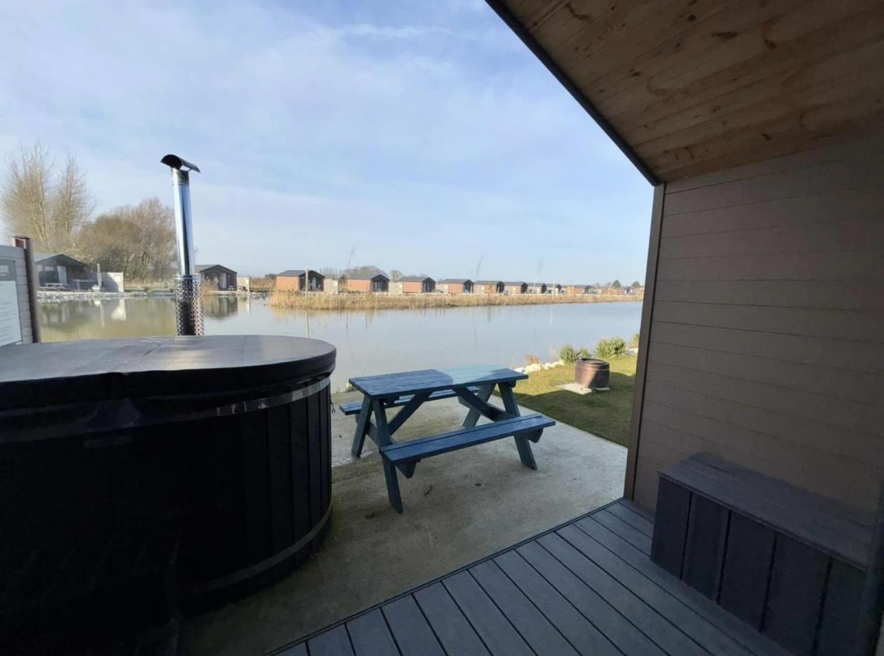 Lakeside Fishing Retreats 보스턴 객실 사진